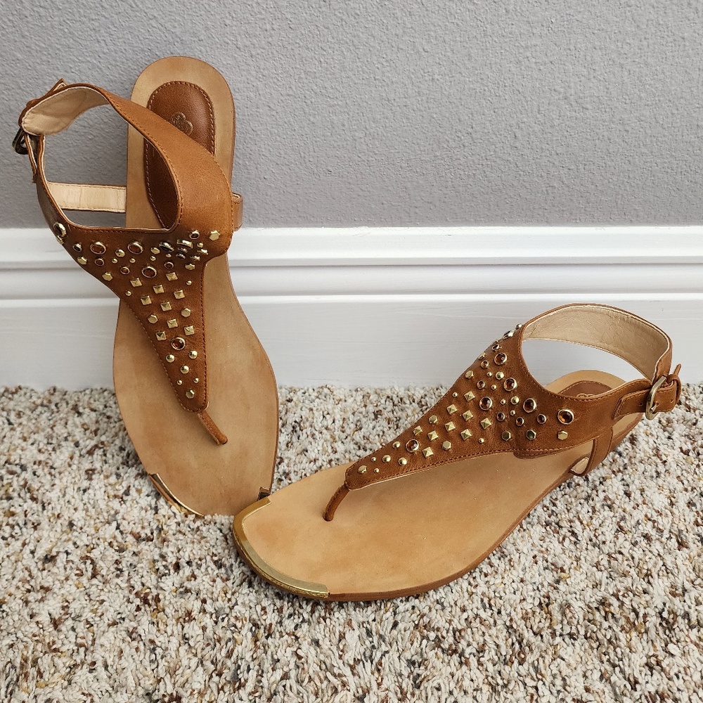 Isola flat Sandals embellished rivets leather 9.5 coastal cowgirl